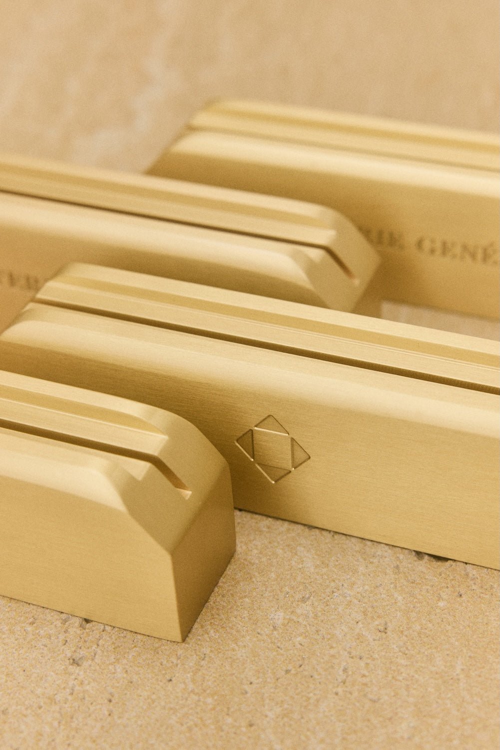 LG-POP-BRASS-BRAND-LOGO-BLOCK-MULTI-PURPOSE