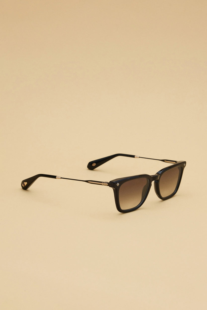 LG-CHIVALRY-01-SUN-GGR